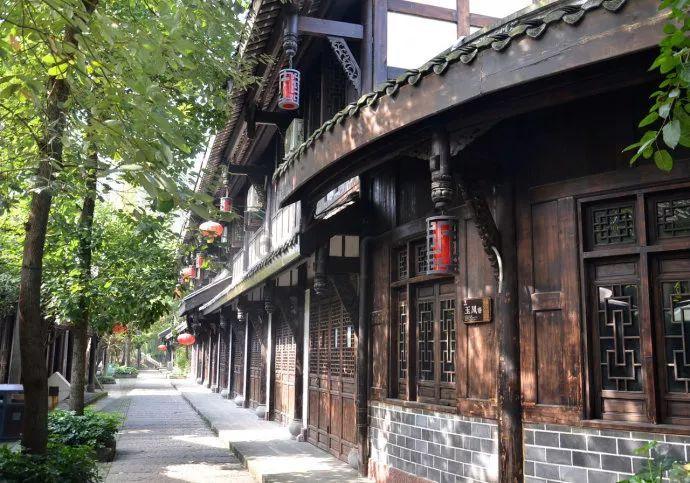 屏山君 | 提气,“高质量发展”响彻会场